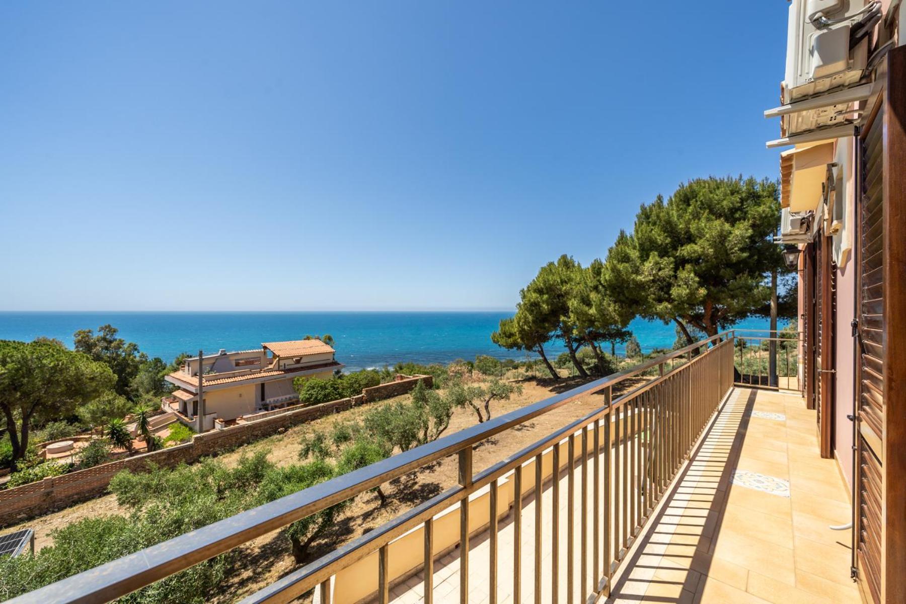 Villa Rosa Sul Mare Шака Екстериор снимка
