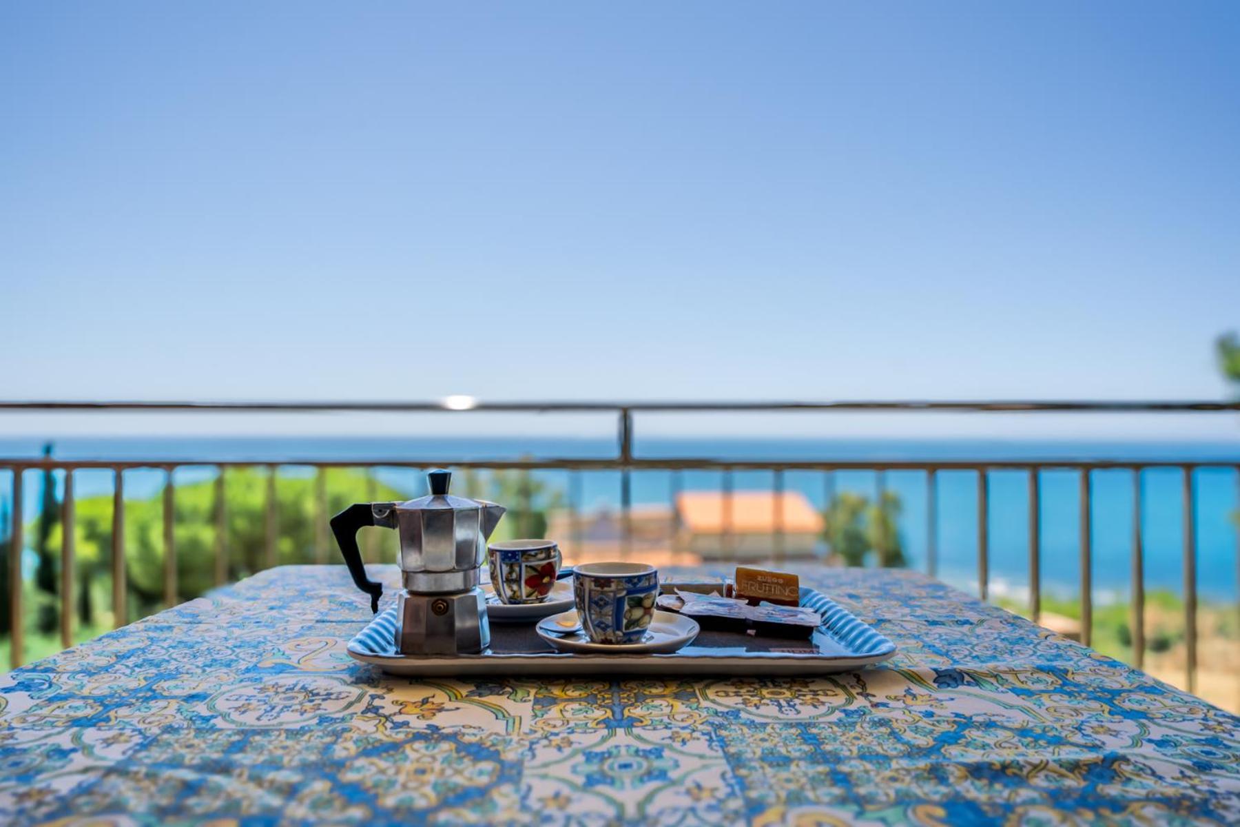 Villa Rosa Sul Mare Шака Екстериор снимка