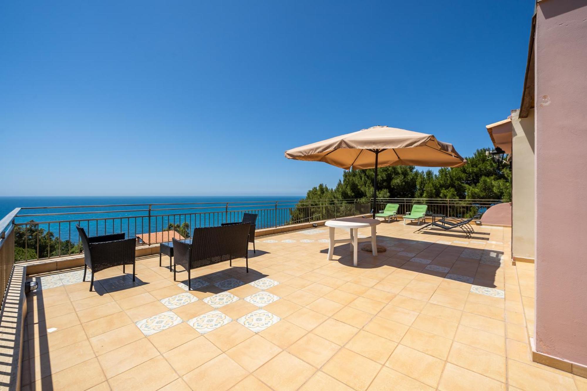 Villa Rosa Sul Mare Шака Екстериор снимка
