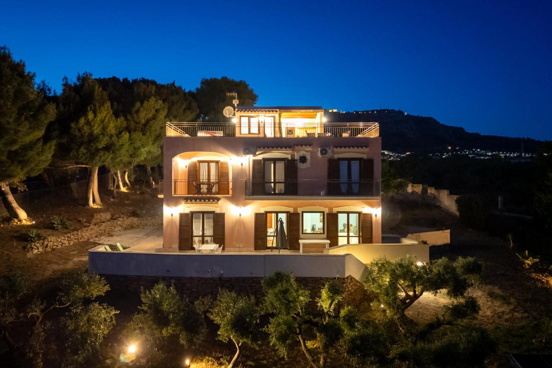Villa Rosa Sul Mare Шака Екстериор снимка